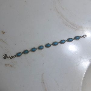 Kendra Scott bracelet